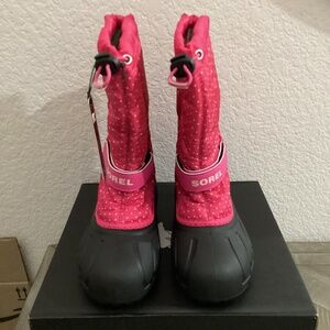 SOREL Flurry Weather Resistant Snow Boot (Big Kid) 6 M,